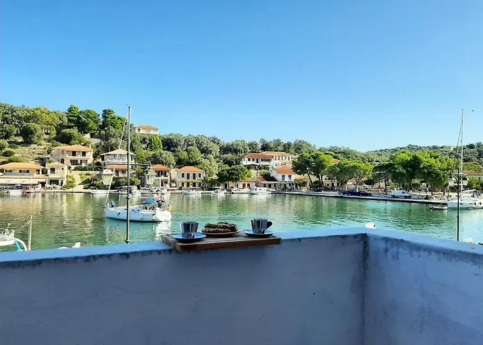 Xaradiotis House - A Modern Away From Vakantiehuis Katomerion