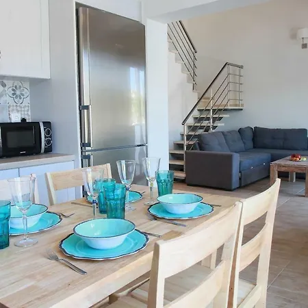 Xaradiotis House - A Modern Away From Holiday home Katomerion