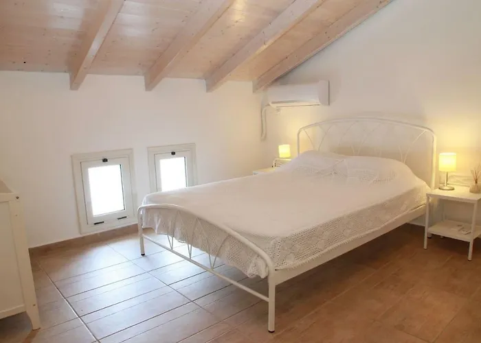 Xaradiotis House - A Modern Away From Ferienhaus *